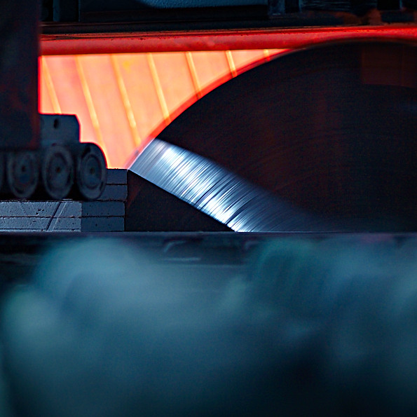 CNC Plattensäge - KAEFER Construction Brandschutz - Wolfgang Tamm Fotografie